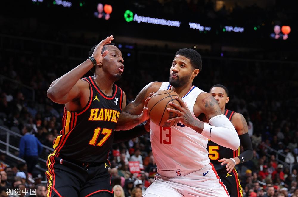 一个拼搏的 一个拼搏的