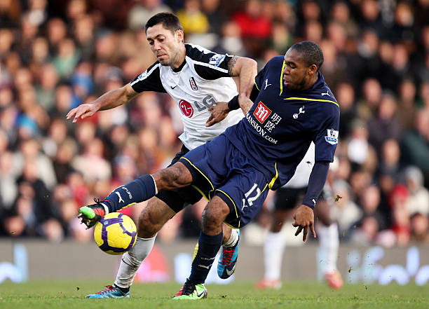 被年轻球迷 被年轻球迷